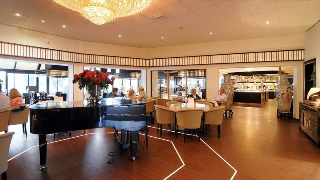 2a20573e-024f-482c-96bf-e60b527b1e91_thumb1920