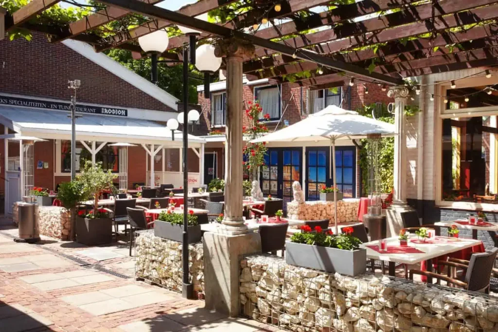 33db045391f39976cd681fb025e4936bb00324cd-1200x800