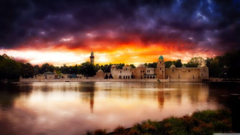 104-1042530_uhd-fata-morgana-efteling (Klein)